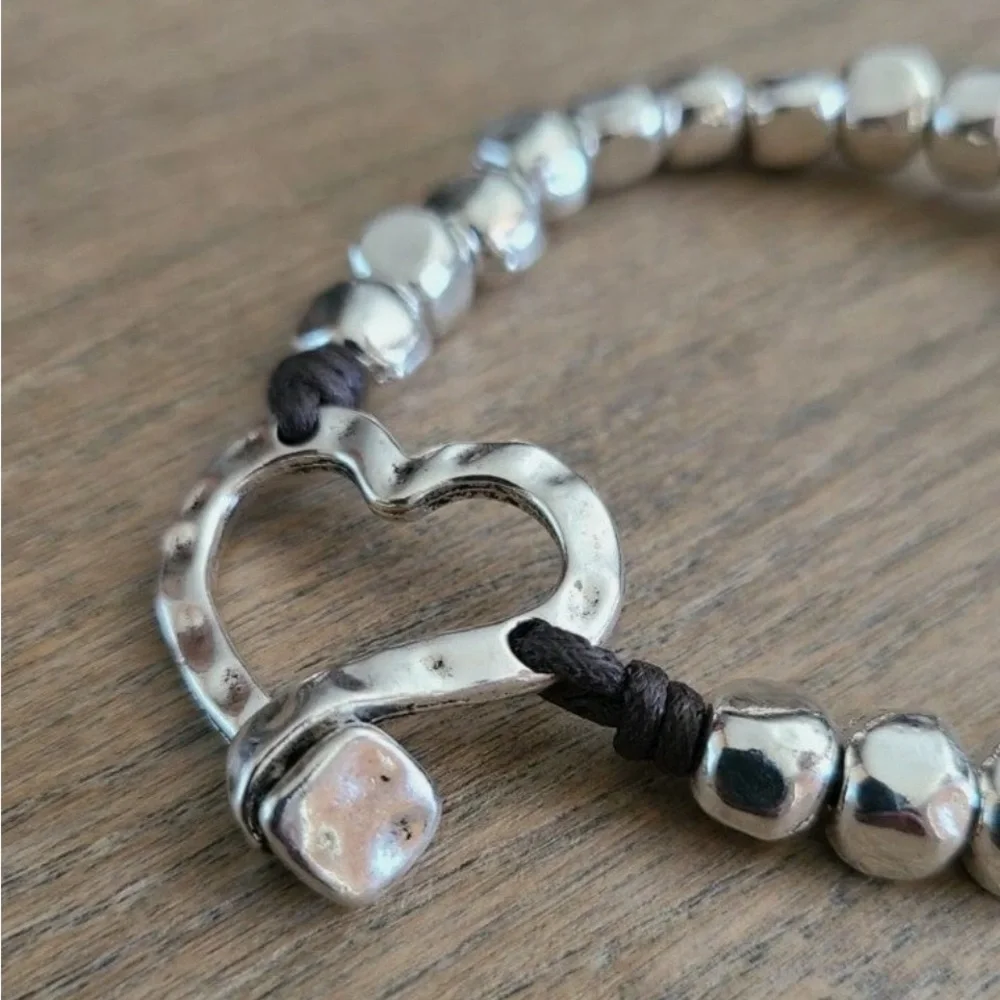 Nailed Heart - Boho handcrafted bracelet